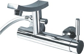 Hydra Wall Mounted Bath Shower Mixer (Chrome).