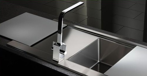 Additional image for Verso Kitchen Faucet With Swivel Spout (Chrome).