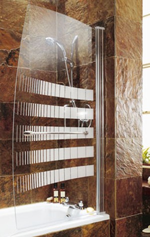 Additional image for Frameless sail bath screen with chrome stripes.